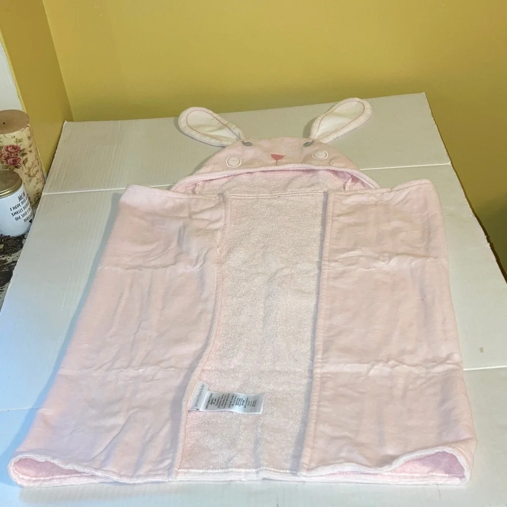 POTTERY BARN KIDS Soft Pink Bunny Rabbit Hooded Towel Poncho 2T 4T